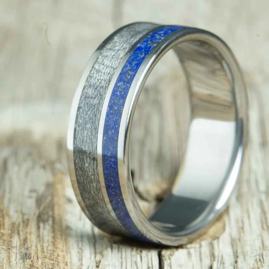 Mens ring with Barnwood and Lapis inlay