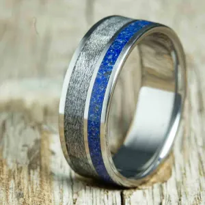 Mens ring with Barnwood and Lapis inlay